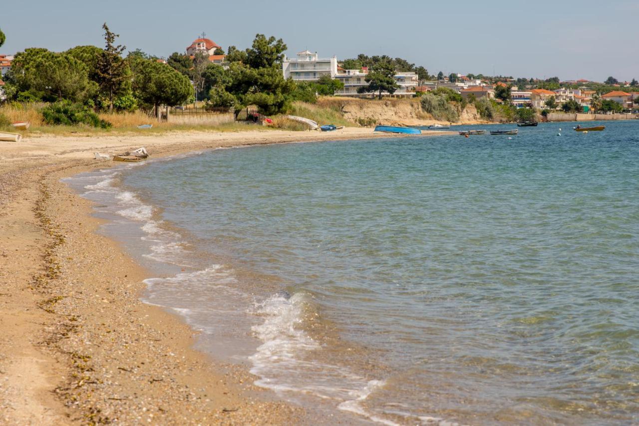 Chalkidiki Beachfront Apartment Nea Iraklia Buitenkant foto